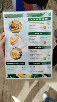 Bananas Beach Bar in Guia, Centro — photo 3 of 7