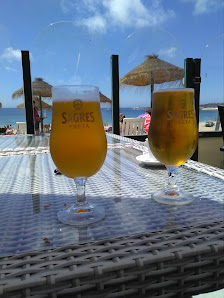 Bananas Beach Bar in Guia, Centro — photo 7 of 7