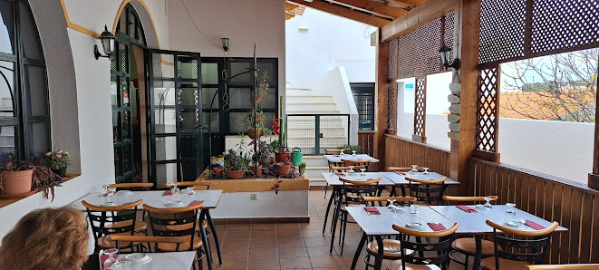 Snack Bar A Banda in Paderne, Algarve — photo 5 of 7