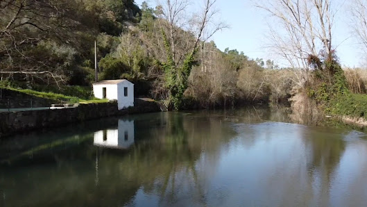 Praia Fluvial da Fonte do Caldeirão in Algarve, Centro — photo 4 of 6