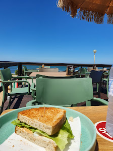 Paimó Beach Bar in Oura, Norte — photo 5 of 7