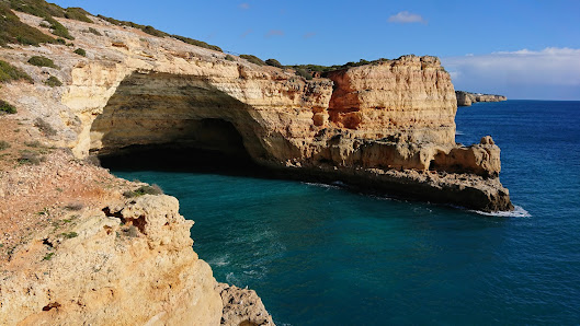 Praia do Vale da Lapa in Estômbar, Algarve — photo 2 of 5