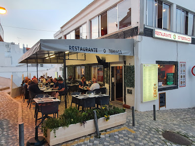 Il Terrazzo - Old town in Albufeira, Algarve — photo 2 of 12