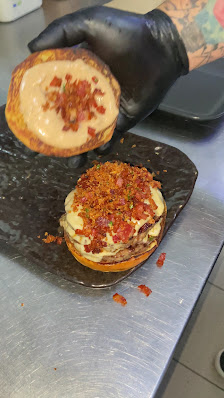 The Underdog - Burger & Fried Chicken in Lagos, Algarve — photo 11 of 12