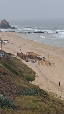 Praia do Pisão in Algarve, Centro — photo 4 of 5