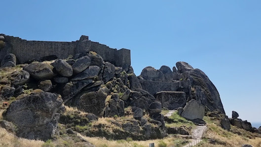 Castle of Monsanto in Monsanto, Norte — photo 4 of 6