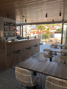 Ferragudu's Terrace in Ferragudo, Algarve — photo 7 of 12