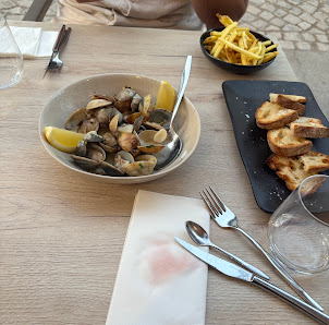 Ferragudu's Terrace in Ferragudo, Algarve — photo 8 of 12