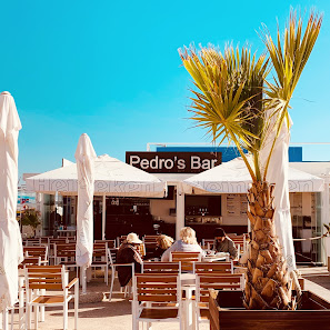 Pedro's Bar in Armação de Pêra, Algarve — photo 2 of 11