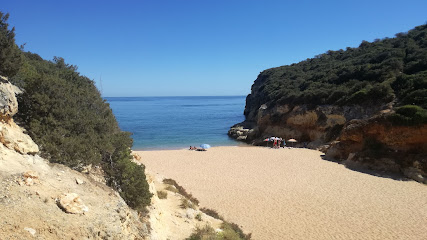 Praia do Barranco — Beach in Lagoa, Algarve, Portugal — photos, reviews and opening hours