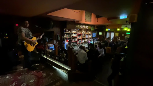 Piper's Irish Pub in Faro, Algarve — photo 4 of 11