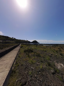Lajes do Pico Natural swimming pool in Algarve, Centro — photo 5 of 5