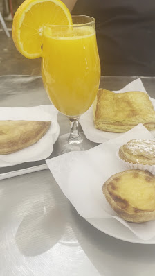 Pastelaria Coelho in Faro, Algarve — photo 4 of 12