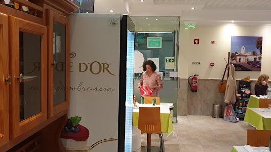 Pastelaria Coelho in Faro, Algarve — photo 7 of 12