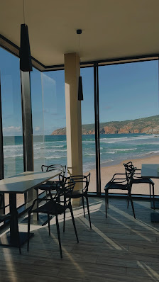 Cresmina Beach Bar in Cascais, Centro — photo 4 of 10