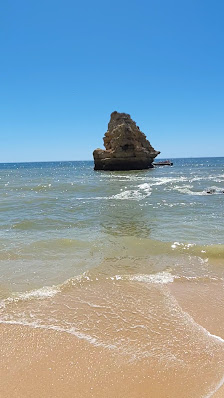 Praia de Vale Covo in Carvoeiro, Algarve — photo 5 of 6
