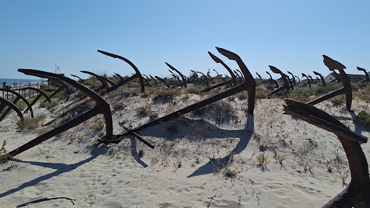 Cemitério das âncoras in Santa Luzia, Algarve — photo 4 of 5