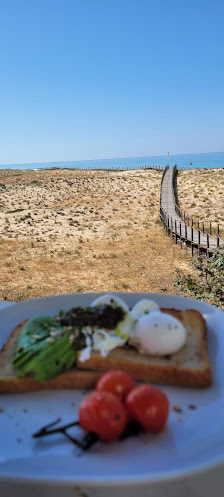 Dunes Beach Bar & Restaurant in Almancil, Algarve — photo 3 of 10