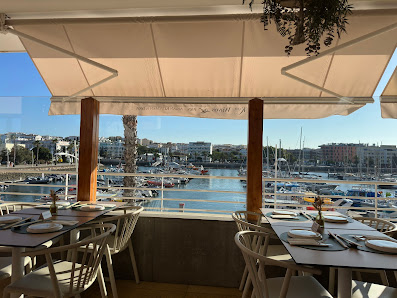 Wok On Waves Pan-Asian Kitchen & Bar in Lagos, Algarve — photo 7 of 11