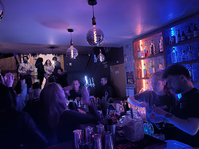 Black cat bar