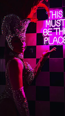Yolo Lounge in Albufeira, Algarve — photo 8 of 9