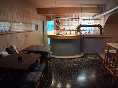 Álef Burger Bar in Faro, Algarve — photo 2 of 10