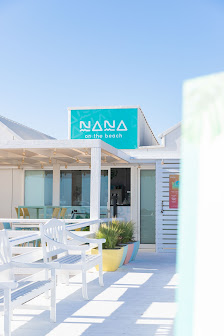 NANA on the Beach in Armação de Pêra, Algarve — photo 2 of 9