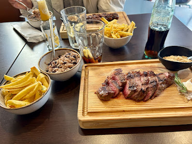 Faaron steakhouse in Faro, Algarve — photo 11 of 12