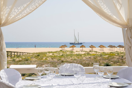 Thai Beach Club in Quarteira, Algarve — photo 2 of 12