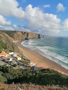 Praia da Pedra Agulha in Aljezur, Algarve — photo 5 of 9
