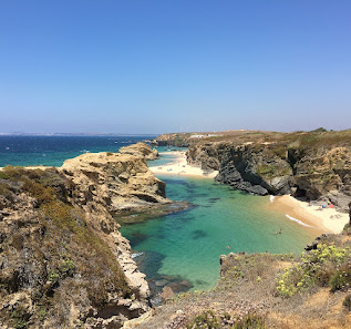 Praia de Porto Covinho in Algarve, Centro — photo 2 of 6