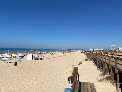 Praia de Monte Gordo in Vila Real de Santo António, Algarve — photo 2 of 4