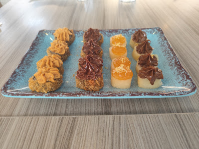 Wow Sushi - Monte Gordo in Monte Gordo, Algarve — photo 10 of 12