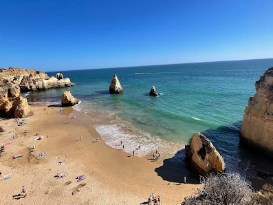 Praia dos Três Irmãos in Alvor, Algarve — photo 2 of 6