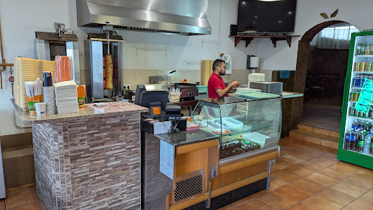 Faro Doner kebab Pizza & Restaurent in Faro, Algarve — photo 7 of 9