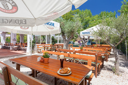 Restaurante Vila Vita Biergarten in Porches, Algarve — photo 7 of 12