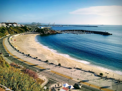 Praia Vasco da Gama in Algarve, Centro — photo 5 of 6
