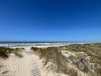 Costinha Beach — Attraction in Algarve, Norte, Portugal — photos, reviews and opening hours