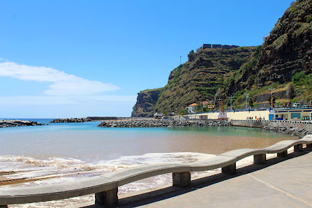 Praia da Calheta beach in Estreito da, Centro — photo 2 of 7