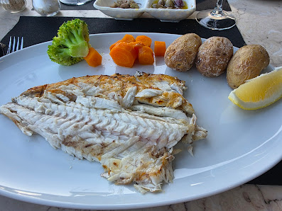 Cafe del mar in Praia da Rocha, Algarve — photo 11 of 12