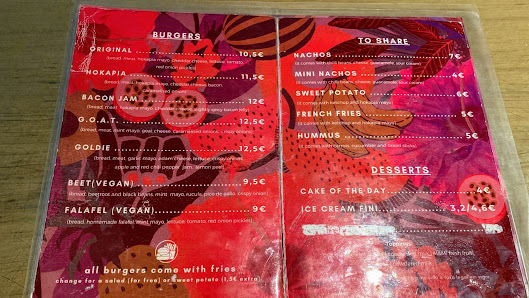 HOKAPIA Burgers Arrifana in Aljezur, Algarve — photo 5 of 11