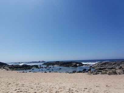 Praia da Agudela — Attraction in Algarve, Norte, Portugal — photos, reviews and opening hours