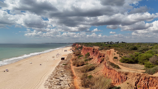 Praia do Poço Velho in Quarteira, Algarve — photo 4 of 6