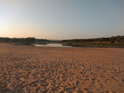 Lagoa(Lagoon) Beach in Quarteira, Algarve — photo 2 of 7