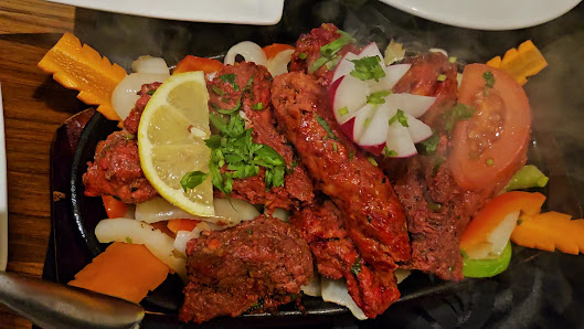 Gurkha Kitchen Nepalese & Indian Cuisine in Carvoeiro, Algarve — photo 4 of 12