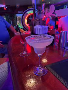 Mungo's Bar in Carvoeiro, Algarve — photo 5 of 7