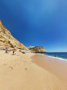 Praia do Vale de Centeanes in Carvoeiro, Algarve — photo 6 of 6