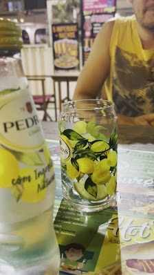 Bounty Lounge Bar in Quarteira, Algarve — photo 4 of 9