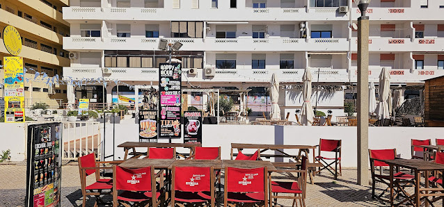 Bounty Lounge Bar in Quarteira, Algarve — photo 6 of 9