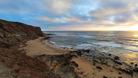 Praia das Hortas in Algarve, Centro — photo 2 of 4